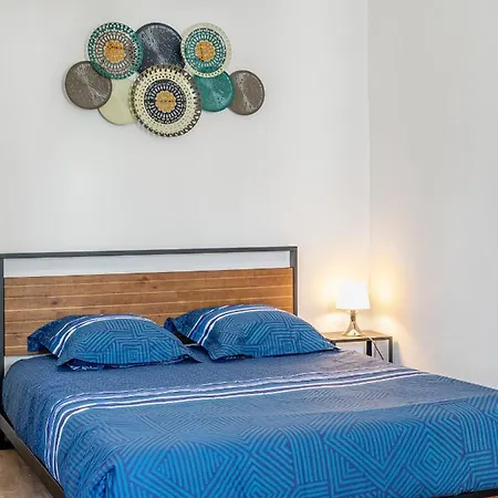 Joli Studio 30m² En Centre-ville, A 2 Min Du Port