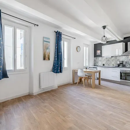 Apartament Joli Studio 30m² En Centre-ville, A 2 Min Du Port La Seyne-sur-Mer